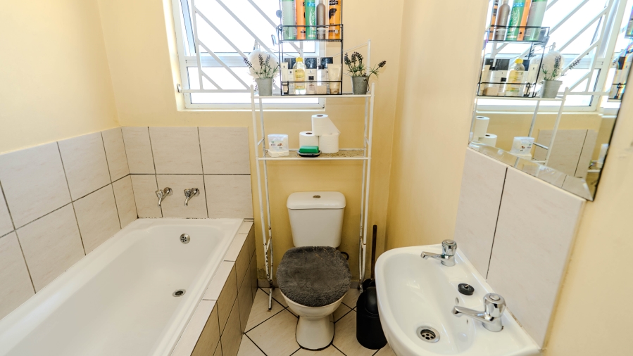 3 Bedroom Property for Sale in Sunset Glen Western Cape